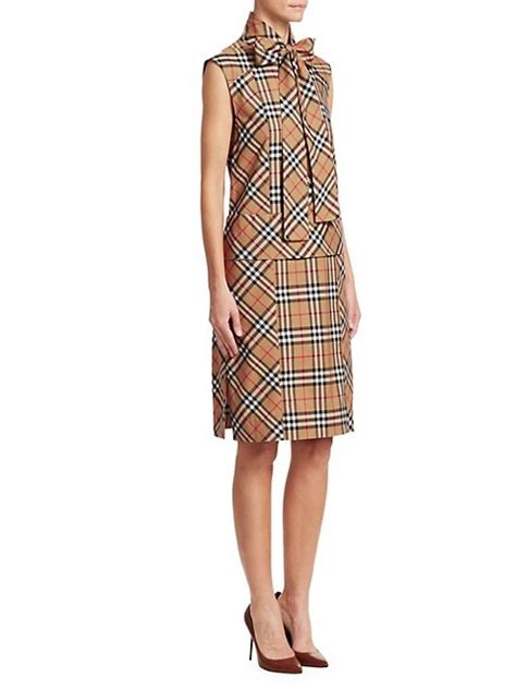 Burberry Luna Sleeveless Tie